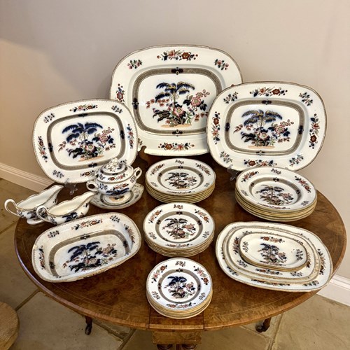 Wonderful Antique Victorian Wedgwood Part Dinner Service 