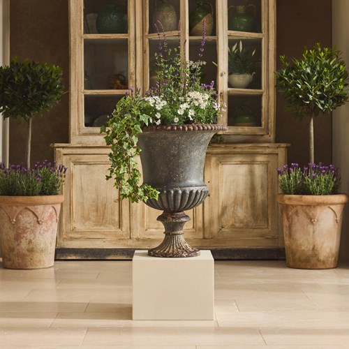 19Th Century English Urn