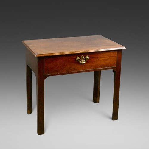 An 18Th Century Mahogany Side Table