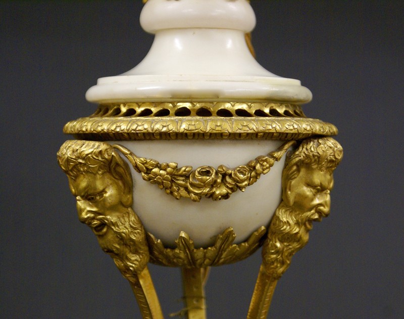 A fine pair of Louis XVI style lamps-w-j-gravener-antiques-DSC01403-main-636700156170593884.jpg