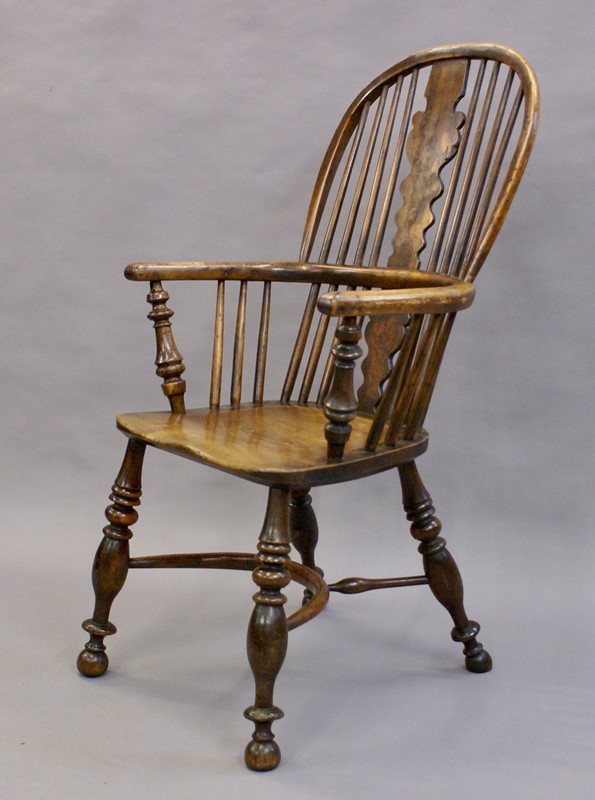 An Early 19th Century Yew & Elm Windsor Arm Chair-w-j-gravener-antiques-dsc03903-main-637052656707887263.jpg