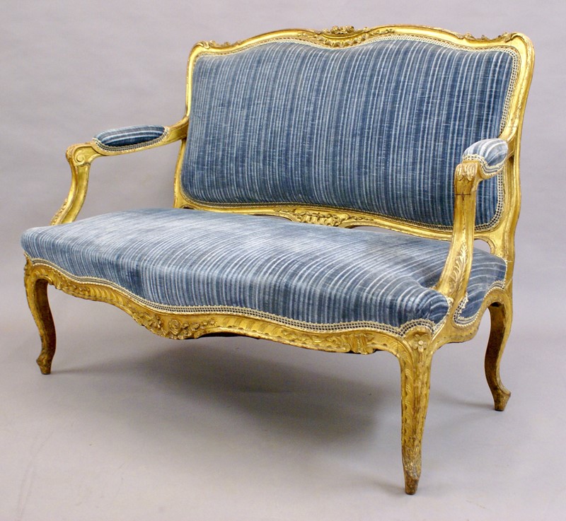 19th C French carved and  gilded sofa-w-j-gravener-antiques-dsc03961-main-637062949975276125.jpg