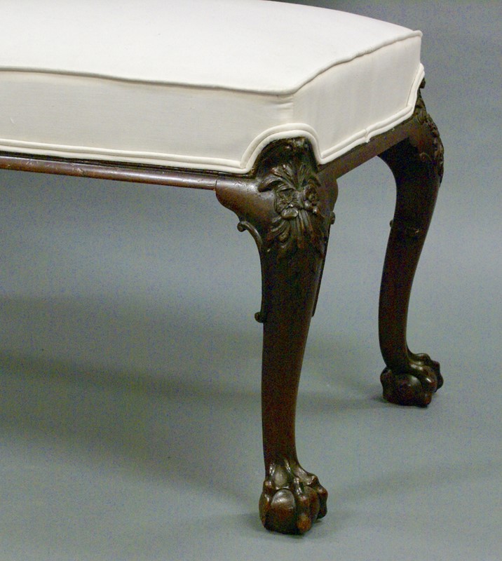 A superb claw & ball stool-w-j-gravener-antiques-dsc07361-main-637568478142636932.jpg