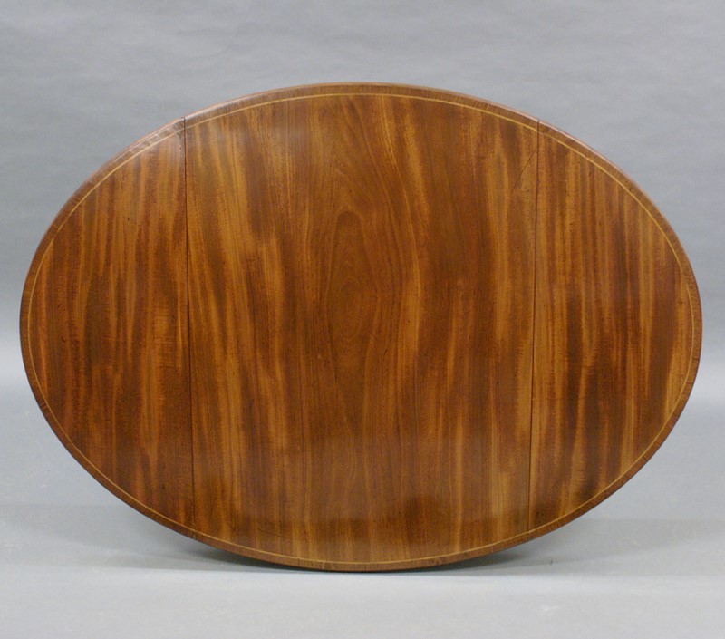A Hepplewhite period mahogany Pembroke table-w-j-gravener-antiques-dsc08367-main-637726835528216317.jpg