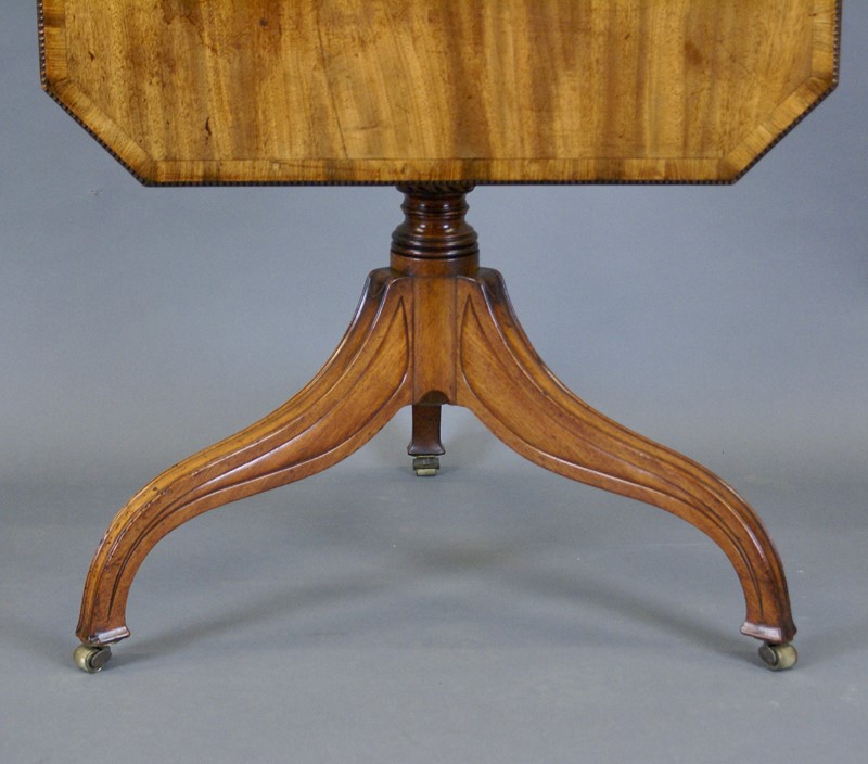 A tripod table of fine colour & originality-w-j-gravener-antiques-dsc09516-main-637929620263809784.jpg
