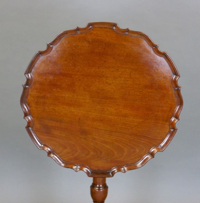 A George III mahogany piecrust tripod table-w-j-gravener-antiques-dsc09809-main-638008242890658461.jpg