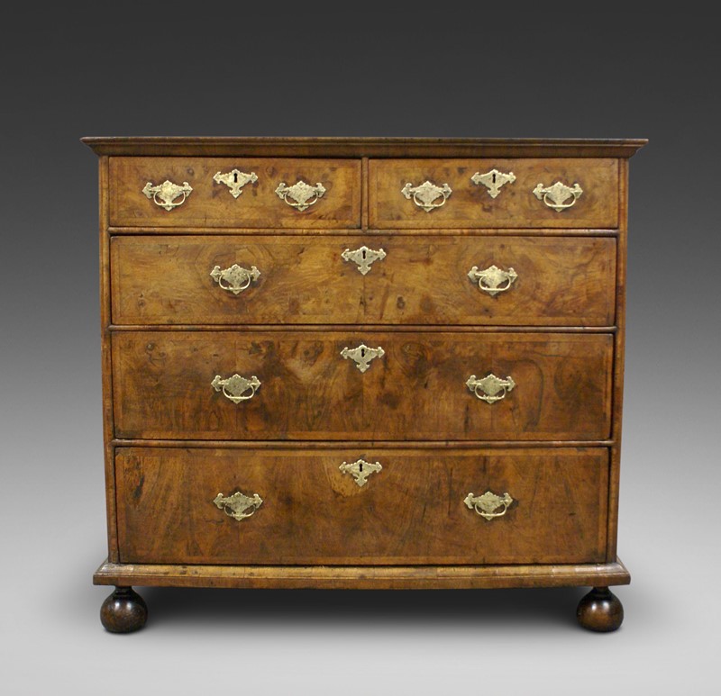 A William & Mary walnut chest of drawers-w-j-gravener-antiques-p-1-main-637568510241573734.jpeg