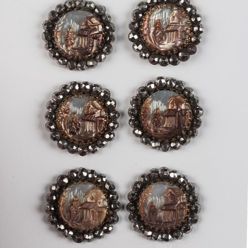 Cameo Carved Mother-O-Pearl Buttons