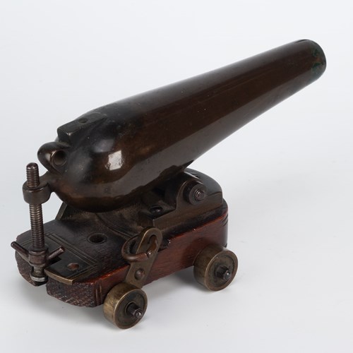 Model Of A Dahlgren Howitzer