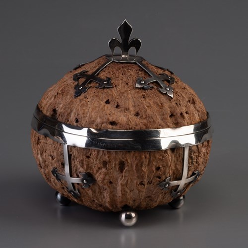 Silver Mounted Brazil Nut Pod Box