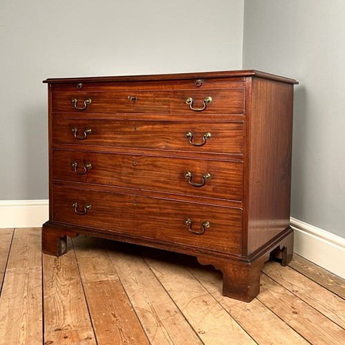 18th Century Mahogany Bachelors Chest