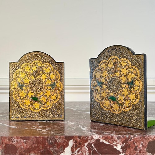 A Pair Of Kashmiri Bookends - Ganemede
