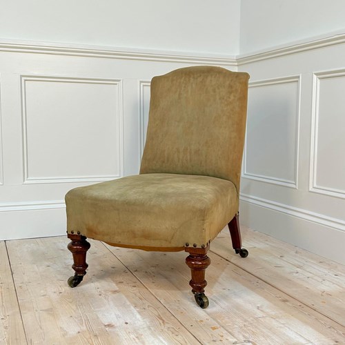 Super Quality 19Th C Walnut Slipper Chair