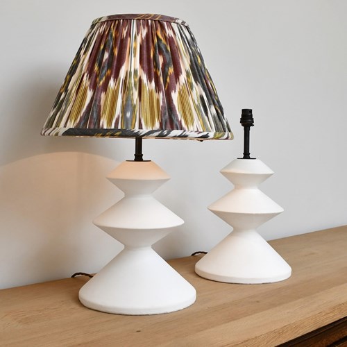 A Pair Of Zigzag - Plaster Lamps