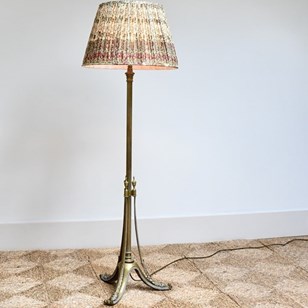 19Th Century - Brass Standard Lamp