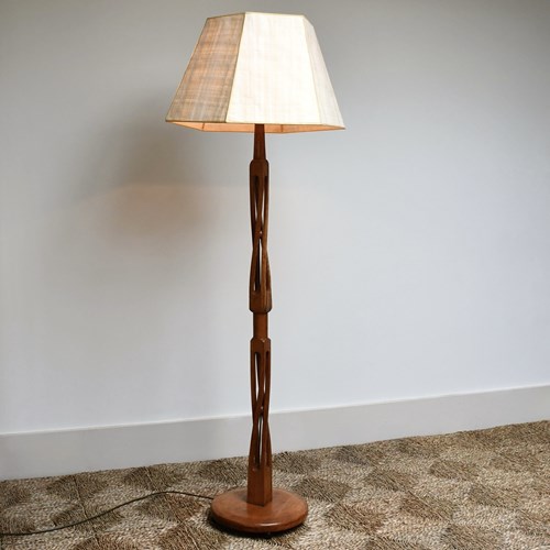 Mid 20Th Century - Oak Standard Lamp