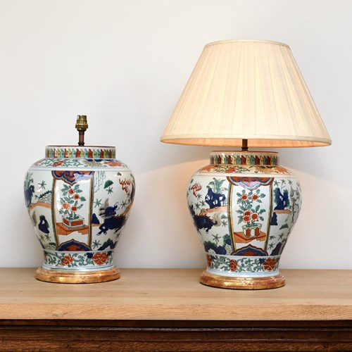 A Pair Of Vaughan Designs - Ming Vase Lamps